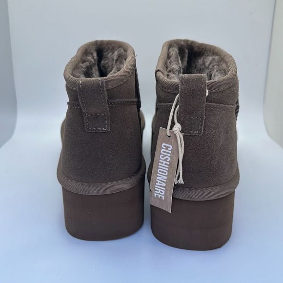 CUSHIONAIRE Women's Genuine Suede pull on platform boot +Memory Foam 8 WIDE TAUP - Picture 4 of 7